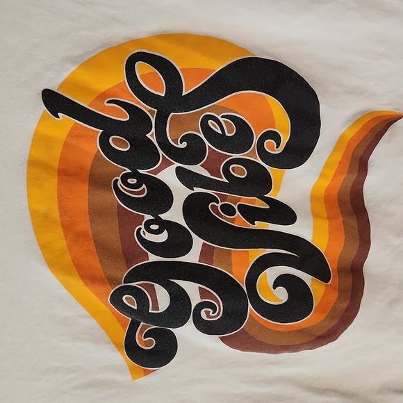 Good Vibes Graphic T-shirt - Picture 5 of 6
